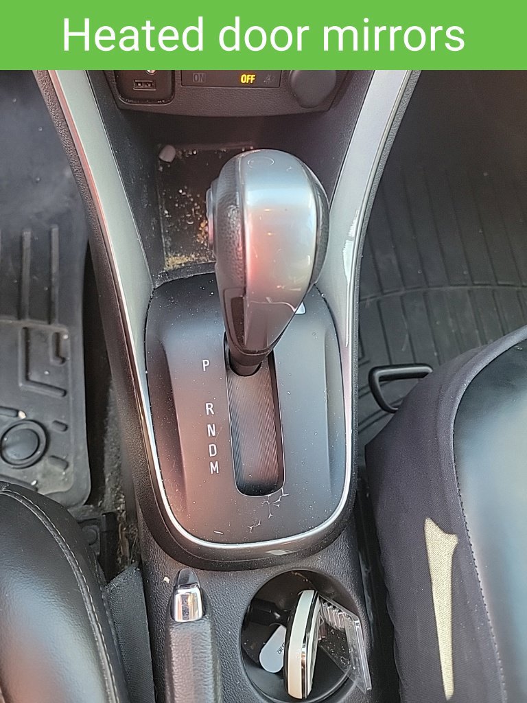 Used 2020 Chevrolet Trax LT w/ Sun & Sound Package FWD image 33