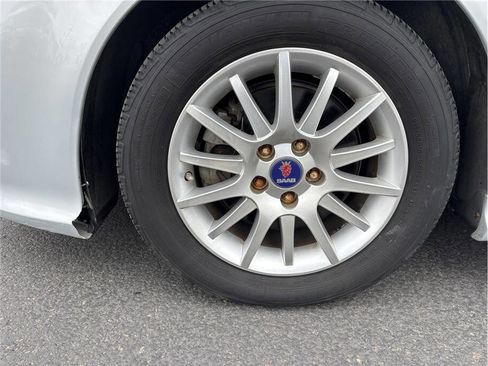 Used 2010 Saab 9-3 2.0T w/ Comfort Package FWD image 17