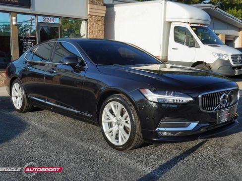 Used 2017 Volvo S90 T6 Inscription w/ Vision Package image 9