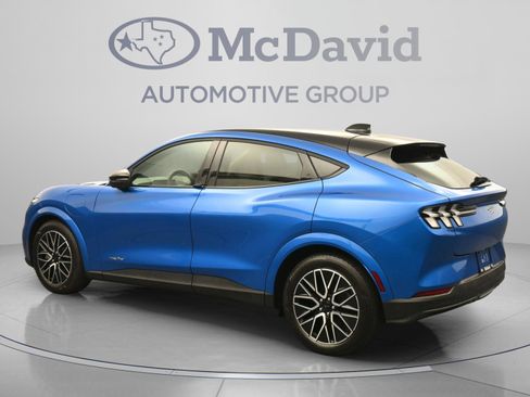 Used 2025 Ford Mustang Mach-E Premium RWD image 6