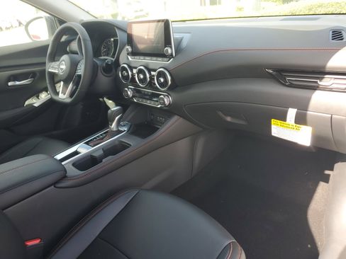 New 2025 Nissan Sentra SR w/ SR Premium Package image 11