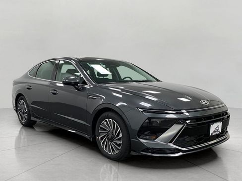 New 2026 Hyundai Sonata SEL FWD image 1