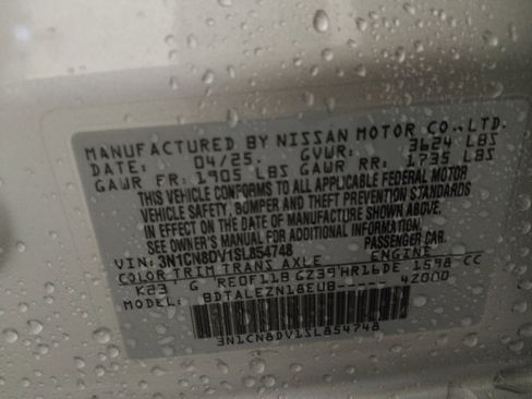 Used 2025 Nissan Versa S w/ Trunk Package FWD image 33