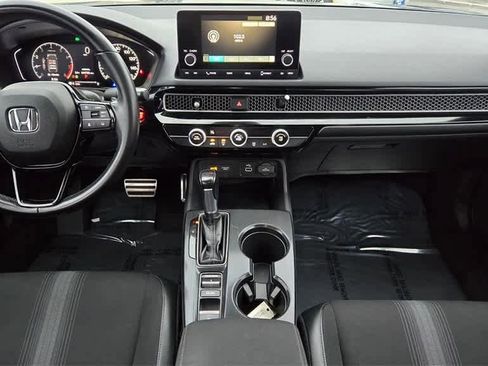 Used 2022 Honda Civic Sport image 9