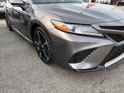Used 2019 Toyota Camry XSE image 21