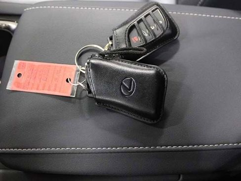 Used 2023 Lexus RX 350 w/ Accessory Package (Z1) AWD/4WD image 20