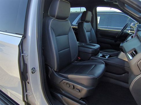 Certified 2023 Chevrolet Suburban Premier image 30