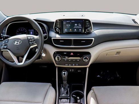 Used 2019 Hyundai Tucson SE image 14