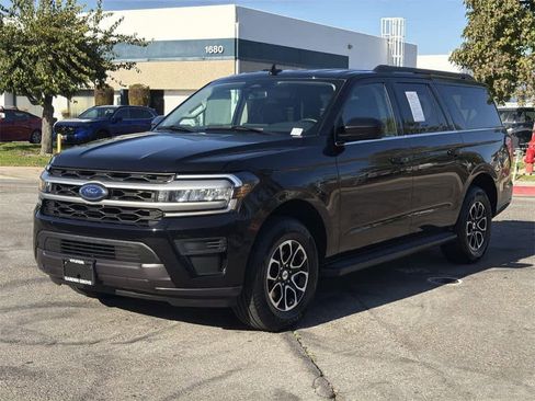 Used 2024 Ford Expedition Max XLT image 8