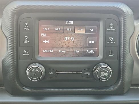 Used 2020 Jeep Gladiator Sport w/ Quick Order Package 24S image 13