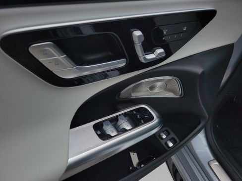 New 2026 Mercedes-Benz E 53 AMG e 4MATIC Wagon image 17