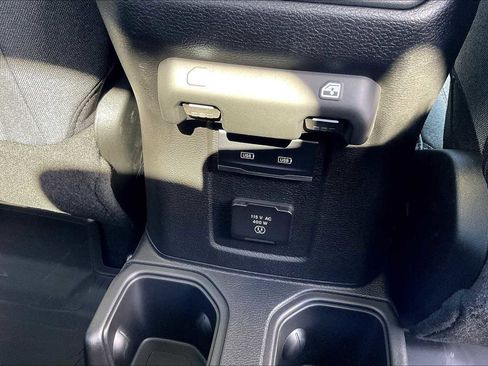 New 2025 Jeep Gladiator Sport image 16