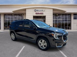 Used 2022 GMC Terrain SLE w/ Driver Convenience Package video 2