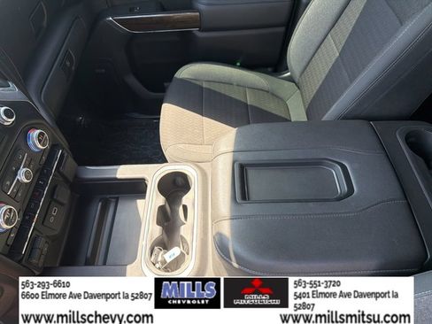 Used 2021 GMC Sierra 1500 Elevation w/ Preferred Package AWD/4WD image 18