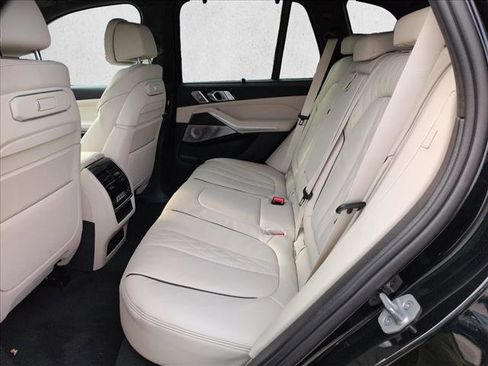 New 2026 BMW X5 M60i image 16