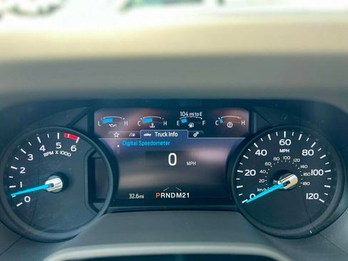 Used 2024 Ford E-350 and Econoline 350 Super Duty w/ Driver's Safety Package RWD image 15