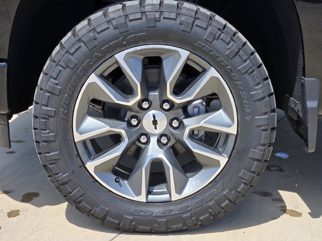 New 2026 Chevrolet Silverado 1500 RST w/ RST All Star Premium Package AWD/4WD image 10