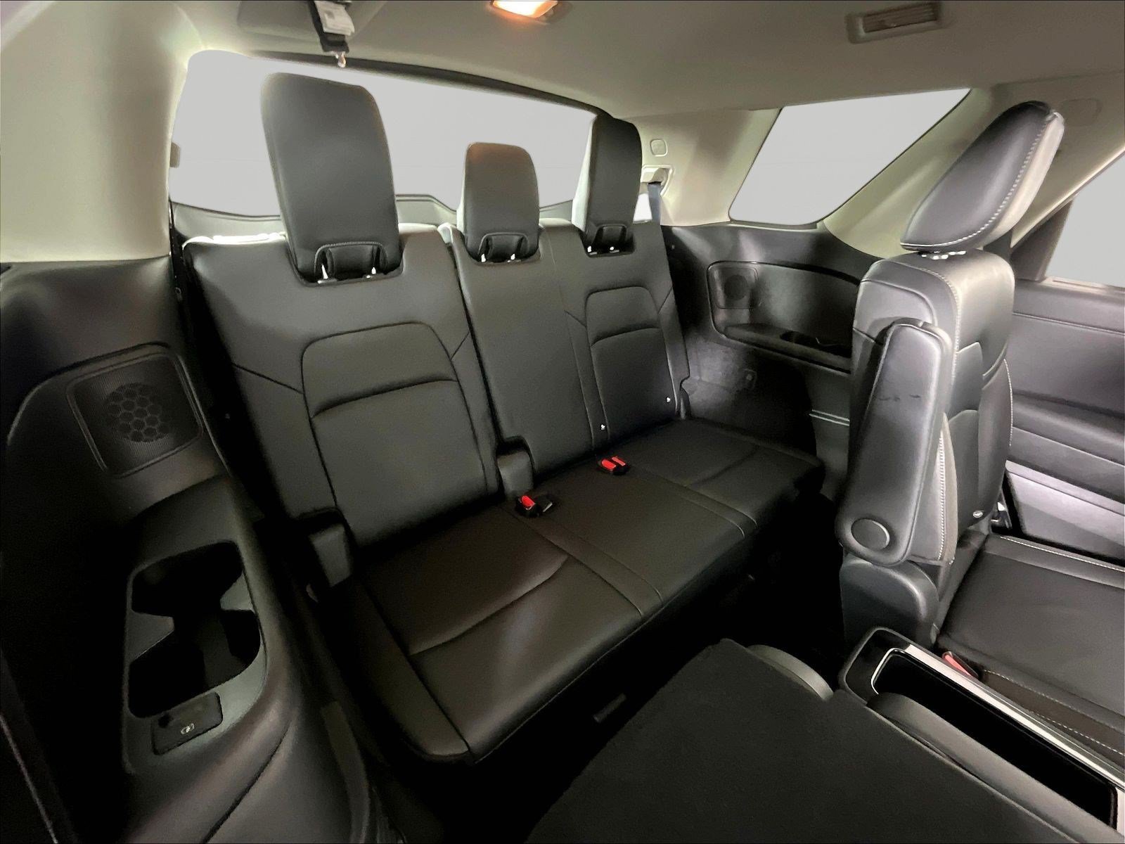 Used 2023 Nissan Pathfinder SL w/ SL Premium Package AWD/4WD image 25