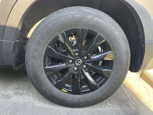 Used 2025 MAZDA CX-50 AWD 2.5 S w/ Preferred Package image 5