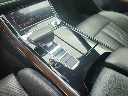 Used 2019 Audi A8 L 3.0T w/ Executive Package image 15