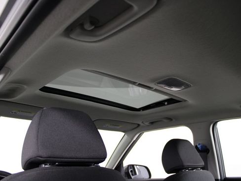 Certified 2026 Hyundai Venue SEL FWD image 23