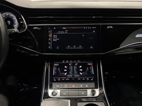 Used 2022 Audi Q7 3.0T Premium Plus w/ Premium Plus Package image 9