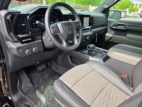 New 2026 Chevrolet Silverado 1500 ZR2 AWD/4WD image 10