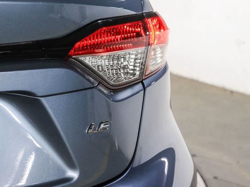Certified 2025 Toyota Corolla LE FWD image 12