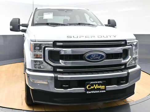 Used 2022 Ford F250 XLT AWD/4WD image 4
