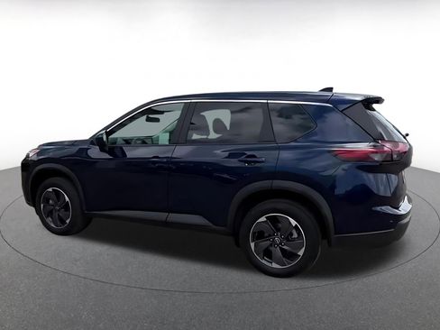 Used 2025 Nissan Rogue SV FWD image 10