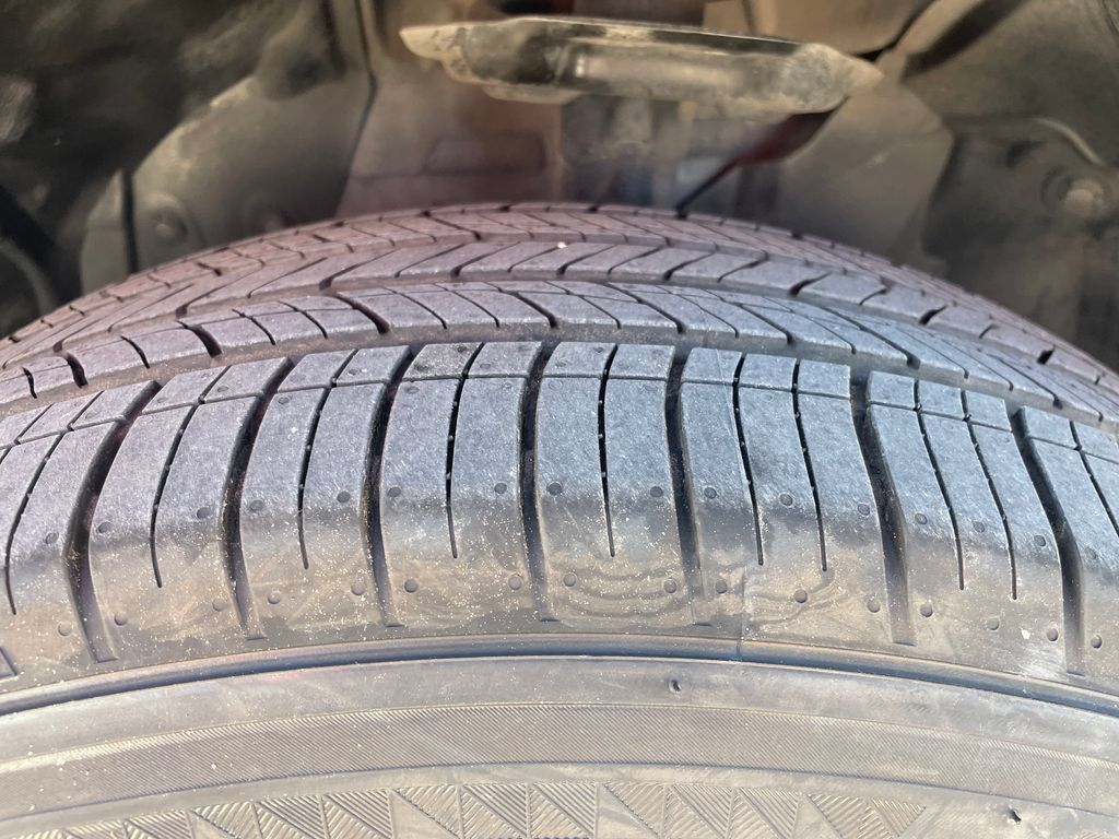 Certified 2024 Nissan Rogue S FWD image 28