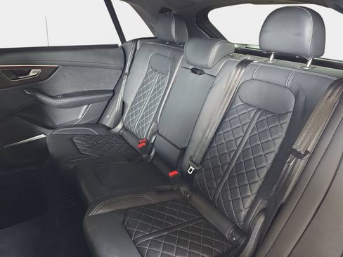 Used 2023 Audi SQ8 Prestige AWD/4WD image 14