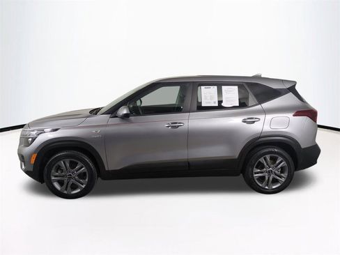 Used 2022 Kia Seltos LX image 8