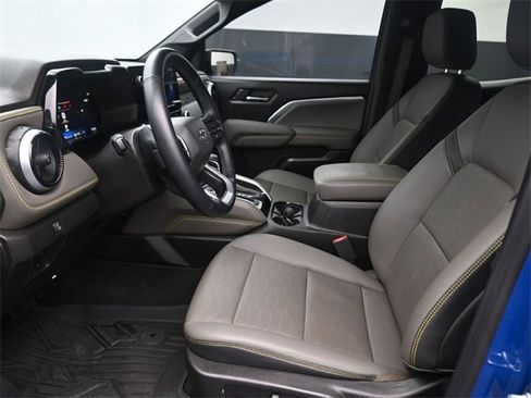 Used 2024 Chevrolet Colorado ZR2 w/ ZR2 Convenience Package III image 10