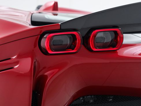 Certified 2025 Ferrari SF90 Spider AWD/4WD image 38