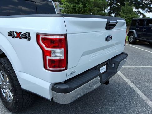 Used 2020 Ford F150 XLT w/ Equipment Group 302A Luxury AWD/4WD image 14