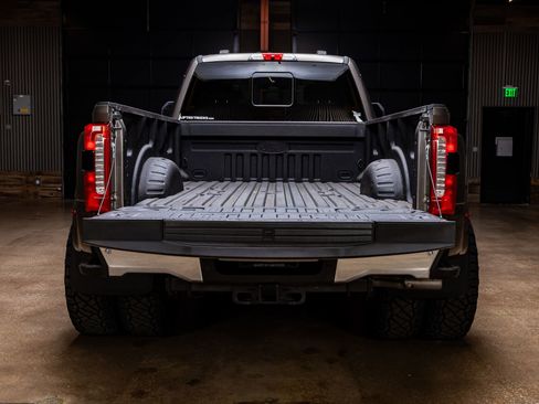 Used 2023 Ford F450 Lariat w/ Lariat Ultimate Package image 9