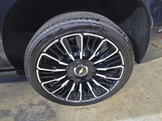 New 2026 Chevrolet Tahoe High Country AWD/4WD image 38