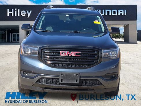 Used 2019 GMC Acadia SLT w/ Black Edition image 8