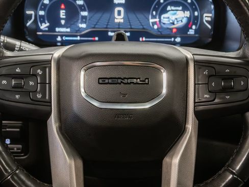 Used 2023 GMC Yukon XL Denali w/ Advanced Technology Package AWD/4WD image 18