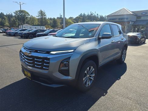 New 2026 Chevrolet Equinox LT image 9