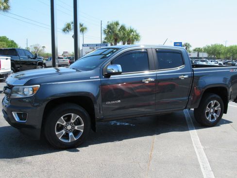 Used 2019 Chevrolet Colorado Z71 image 2