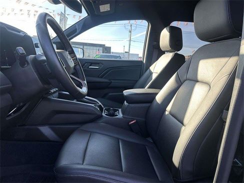 Certified 2023 Chevrolet Colorado LT w/ LT Convenience Package III image 14