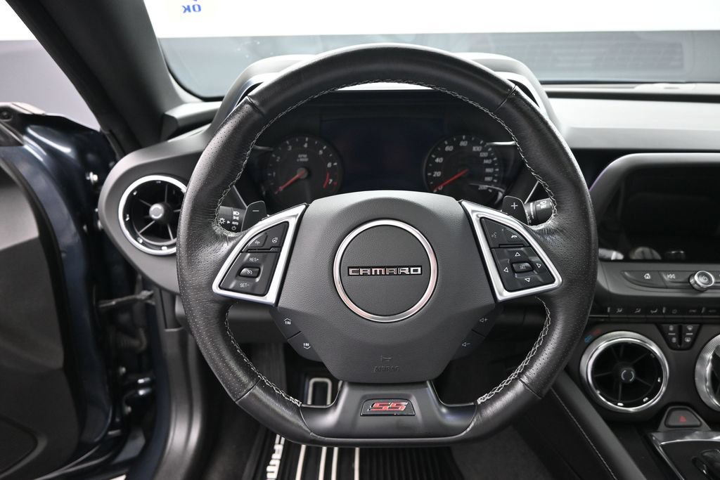 Used 2019 Chevrolet Camaro SS RWD image 16