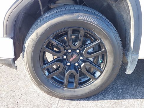 Certified 2024 GMC Sierra 1500 Elevation image 14