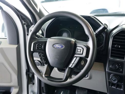 Used 2018 Ford F150 XLT w/ Max Trailer Tow Package image 13