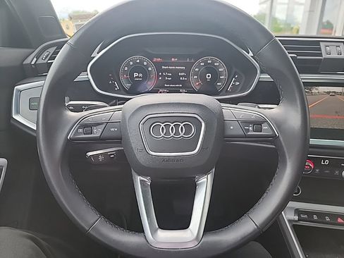 Used 2023 Audi Q3 2.0T Premium Plus w/ Premium Plus Package AWD/4WD image 12