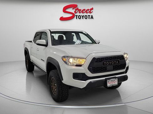 Certified 2023 Toyota Tacoma Trail Edition image 5