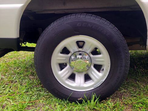 Used 2011 Ford Ranger XL RWD image 10
