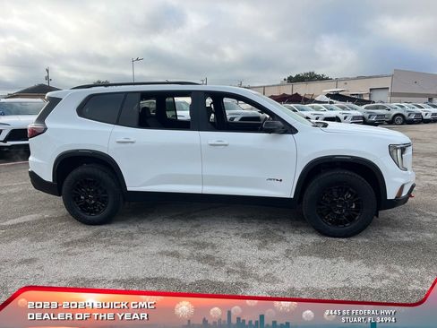 New 2026 GMC Acadia AT4 w/ Luxury Package image 3
